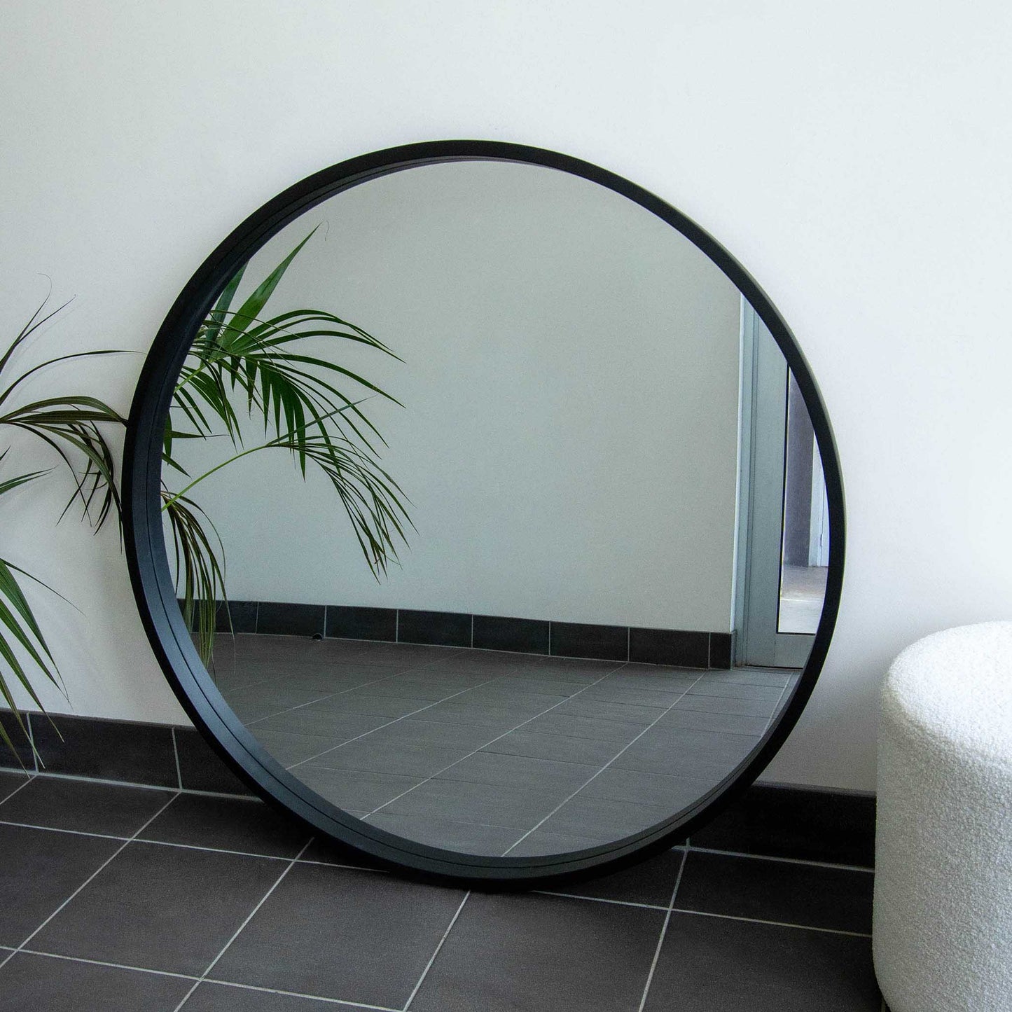Black Round 100cm Mirror
